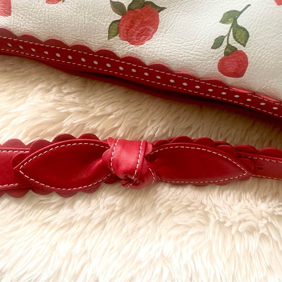 Isabella Fiore 🌹HP🌹 Pedal Pusher Handbag - Picture 13 of 15